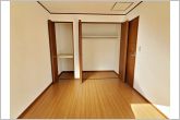 全居室に収納が完備されています。衣類や雑貨、子供のおもちゃまでスッキリ収納できます。