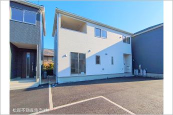 クレイドルガーデン西尾市吉良町饗庭 第1　2号棟