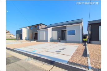 リーブルガーデン西尾市平口町　3号棟