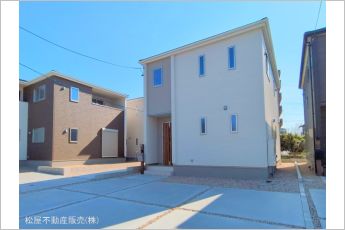 リーブルガーデン高浜市青木町第5　8号棟
