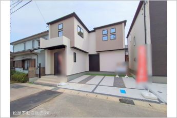 グラファーレ岡崎市宇頭町2棟　2号棟