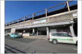 名鉄名古屋本線「本宿」駅（800m）名鉄名古屋本線「本宿」駅の南側からの全景です。