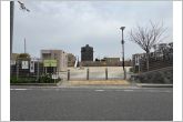 六供浄水記念公園（350m）六供浄水記念公園の北側からの全景です。