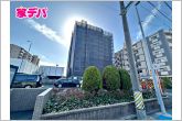 外観工事中です。現地や周辺環境も一緒にご確認頂けます。現地ご案内致します。お気軽にお問合せ下さい。