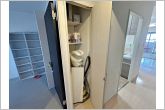 豊富な収納。収納スペースを使いやすい場所に設えることで、居住空間をスッキリ保てます。