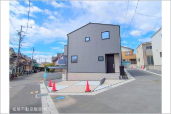 高浜市論地町一丁目　E棟