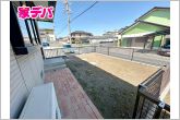 ハーブやお花を植えてガーデニングしたり、楽しみ方は自由自在！
