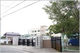 牟呂小学校（580m）