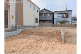 名古屋市瑞穂区中根町4期　1号棟