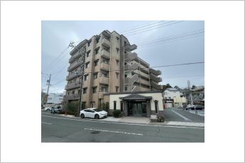 レスタージュ広沢