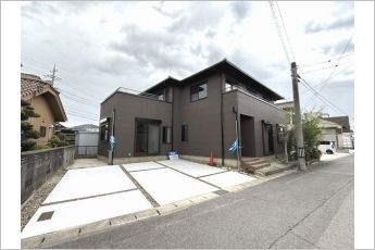 西尾市平坂町　戸建