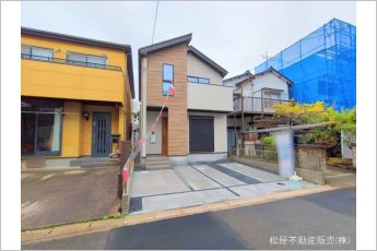 エルデみよし市莇生町2期　1号棟