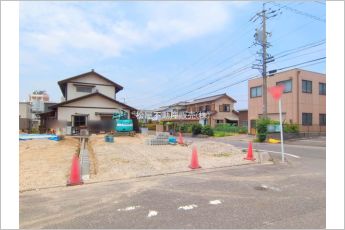 リーブルガーデン刈谷市野田町北菰神　1号棟