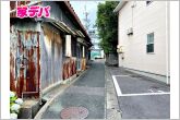前面道路：東側約2ｍ幅