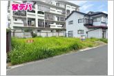 福岡小学校まで徒歩13分、スーパーや公園、病院も徒歩圏にあり暮らしやすい立地です