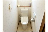 各フロア1カ所ずつトイレが設置されています。忙しい朝の混雑も解消！