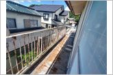 【バルコニー】陽当たり良好で、晴れた日には洗濯物がカラッと乾きますね