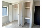 【クローゼット】ご夫婦で収納を分けて使うこともできる便利なクローゼット