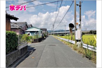 前面道路：北東側約5.3ｍ幅