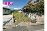 周辺には小学校や幼稚園、スーパーやコンビニ、病院、公園などが揃い、子育て世帯にも暮らしやすい住環境が整っています。