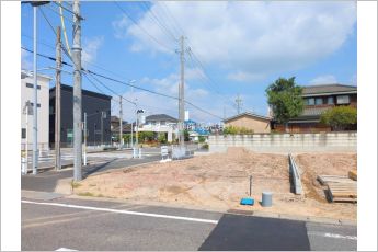 グラファーレ高浜市沢渡町4棟　1号棟
