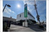 名古屋銀行一ツ木支店（160m）名古屋銀行一ツ木支店の東側からの全景です。
