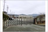 塩津小学校（410m）