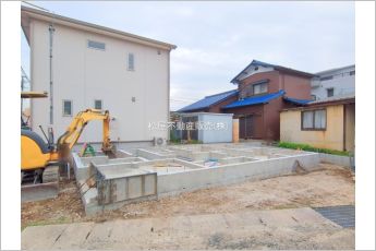 ハートフルタウン守山区川村町　A号棟