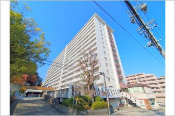 虹ヶ丘マンション本館