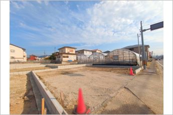 リーブルガーデン幸田第33菱池　1号棟