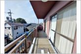 【バルコニー】陽当たり良好で、晴れた日には洗濯物がカラッと乾きますね