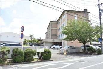 瑞穂小学校（1300m）