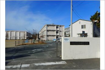 和田小学校（800m）