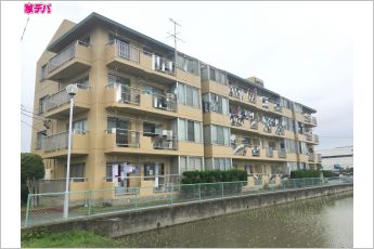 レジデンス国府