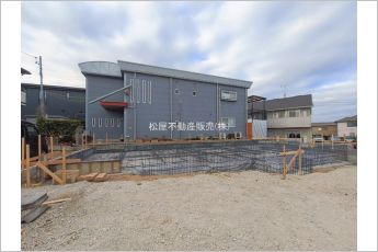 グラファーレ高浜市論地町2期1棟　1号棟