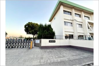 住吉小学校（1060m）