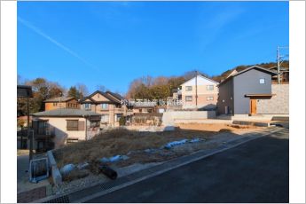 グラファーレ名古屋市上志段味5期1棟　1号棟