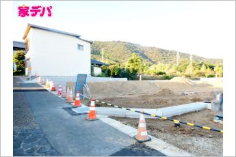 田原市田原町東山口　E4号地