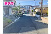 静かな住宅街で、車の出入りもスムーズです。