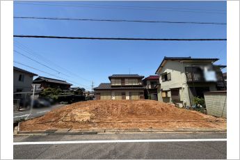 ブルーミングガーデン刈谷市半城土中町1丁目　1号棟