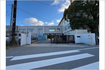 来迎寺小学校（750m）