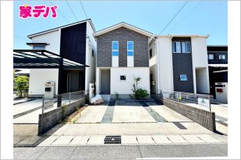 刈谷市半城土中町1丁目　戸建