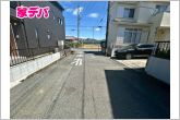 前面道路：西側約5.6ｍ幅