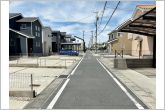 前面道路：北側約4ｍ幅
