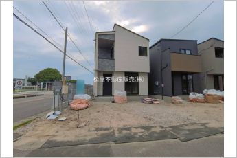 岡崎市筒針町字池田　A棟