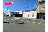 南北二方道路に面しており、開放感があり車の出入りもスムーズ！