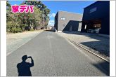 前面道路：北側約6ｍ幅
