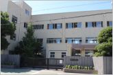 大崎小学校（520m）