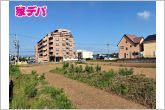 【西側】間口約17ｍのゆとりある敷地で、多彩な用途をご検討いただけます