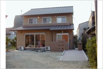 豊橋市新栄町字一本木　戸建
